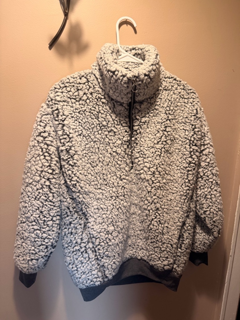 Express Plush Sherpa Jacket - Light Gray